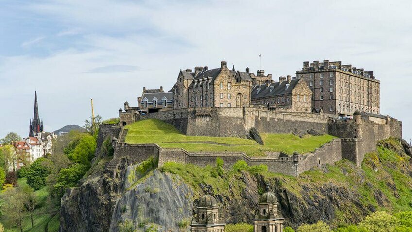 Khám phá Tour Vương Quốc Anh 9N8Đ: Scotland - Wales - London từ HCM