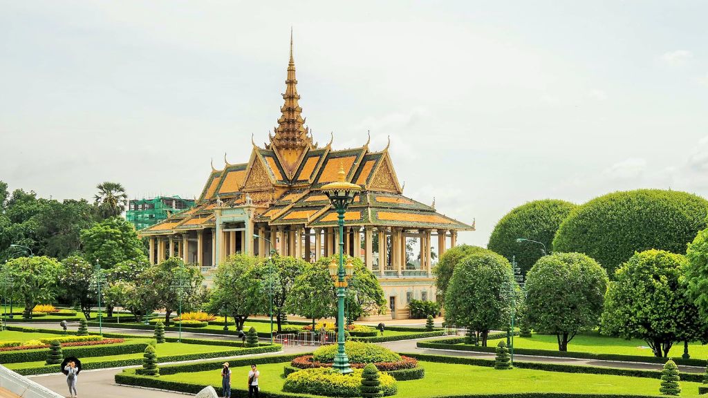Hoàng Cung Campuchia nguy nga
