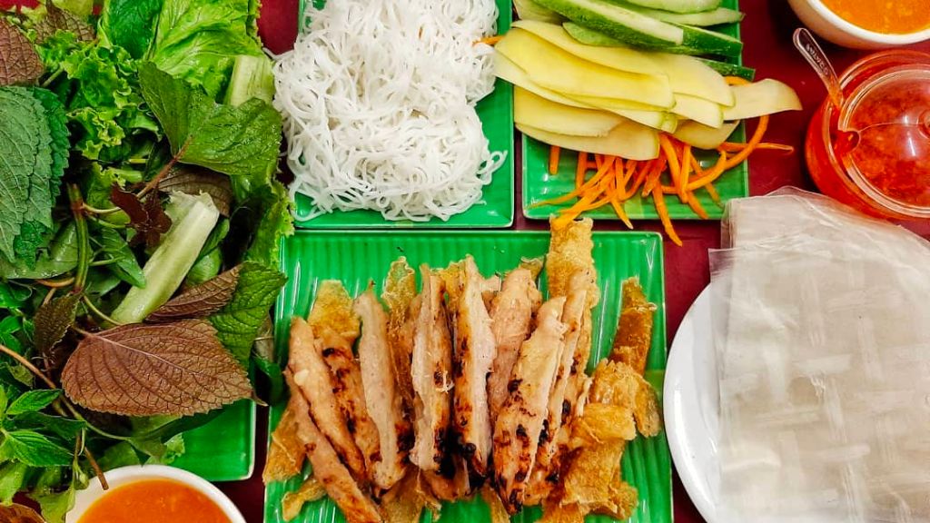 Nem nướng Nha Trang thơm ngon