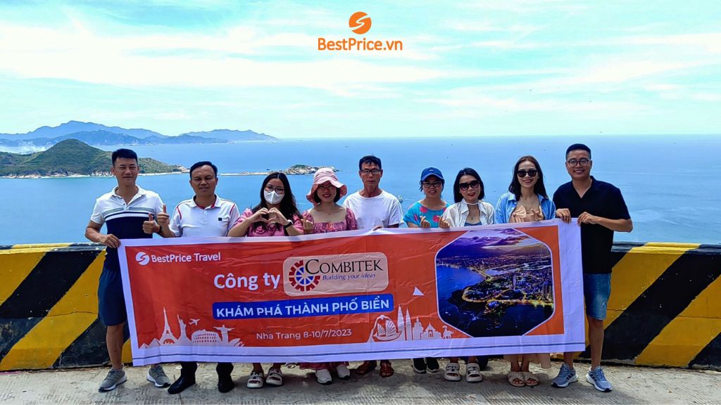 Đoàn khách Vietpower trải nghiệm tour du lịch Nha Trang