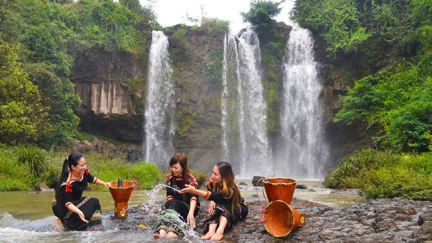 Tour Tây Nguyên 4 Ngày 3 Đêm | Hà Nội – Pleiku – Buôn Ma Thuột Mùa Hoa Cà Phê
