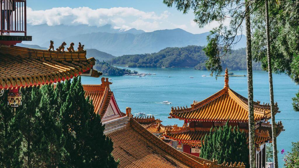 Một góc kiến trúc của Miếu Văn Võ