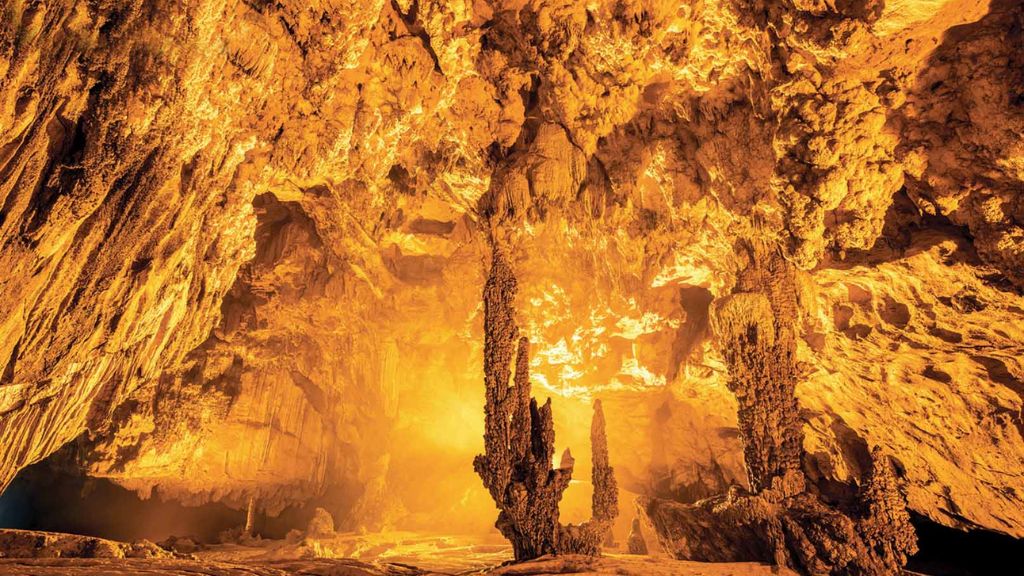 Động Ngườm Ngao trong tour Cao Bằng 3 ngày 2 đêm