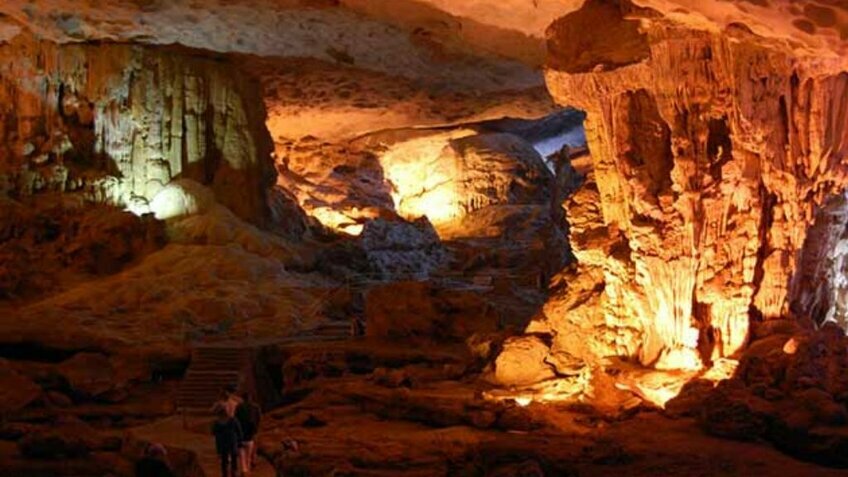 Tour Cát Bà 3N2Đ: Khám Phá Thiên Đường Bí Mật