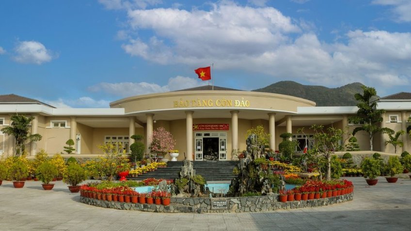 Tour Côn Đảo 3 Ngày 2 Đêm | Khám Phá Di Tích Lịch Sử & Biển Đảo Hoang Sơ