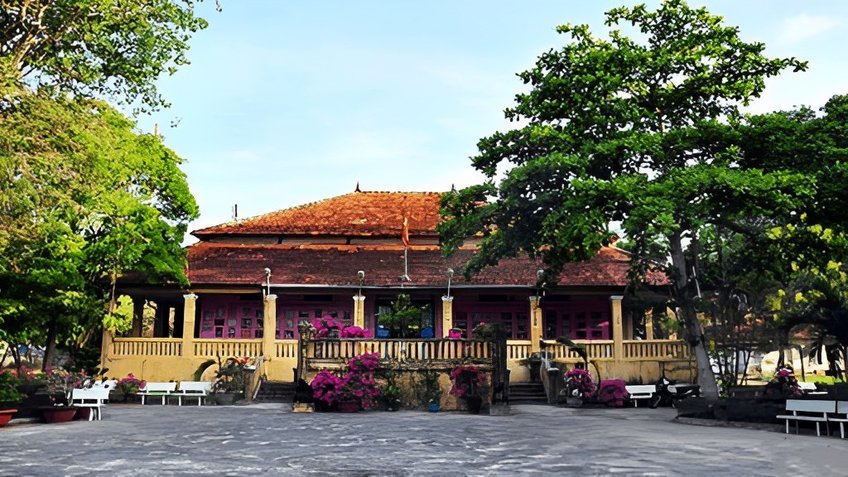 Tour Côn Đảo 3 Ngày 2 Đêm | Khám Phá Di Tích Lịch Sử & Biển Đảo Hoang Sơ