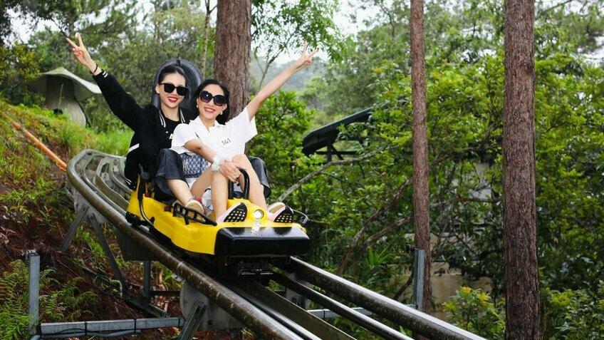 Tour Đà Lạt săn mây 3N3Đ: Đồi chè - KDL Langbiang giao lưu cồng chiêng - Dapa Hill