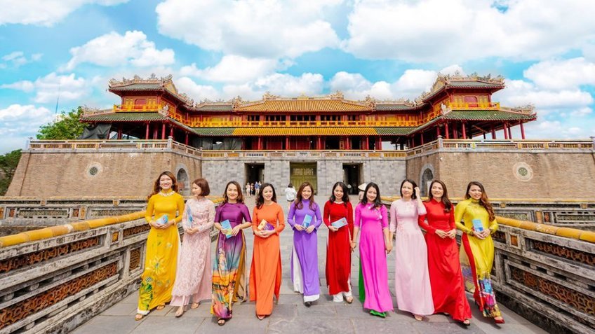 Tour Huế 4 Ngày 3 Đêm | Đại Nội Huế - Rú Chá - Đầm Chuồn - Lăng Tự Đức