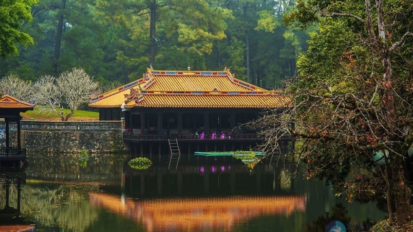 Tour Huế 4 Ngày 3 Đêm | Đại Nội Huế - Rú Chá - Đầm Chuồn - Lăng Tự Đức