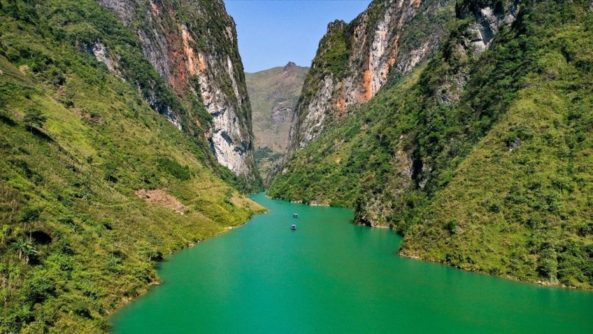 Tour Đông Bắc 5N5Đ: Hà Nội - Cao Bằng - Ba Bể - Hà Giang (từ HCM)