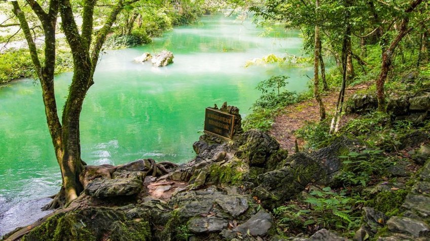 Tour Đông Bắc 5N5Đ: Hà Nội - Cao Bằng - Ba Bể - Hà Giang (từ HCM)