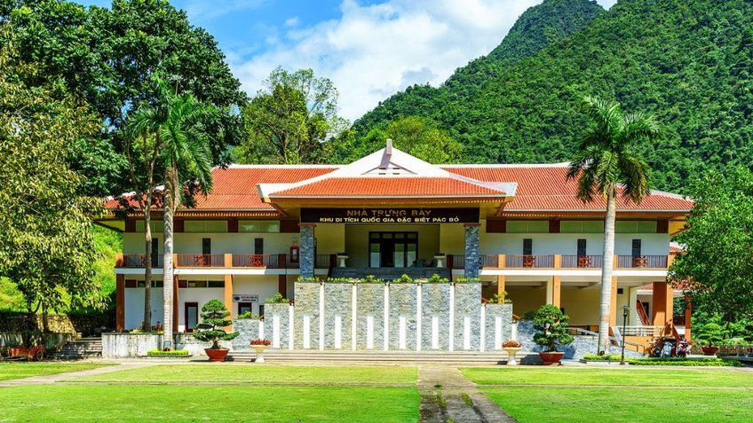 Tour Đông Bắc 5N5Đ: Hà Nội - Cao Bằng - Ba Bể - Hà Giang (từ HCM)