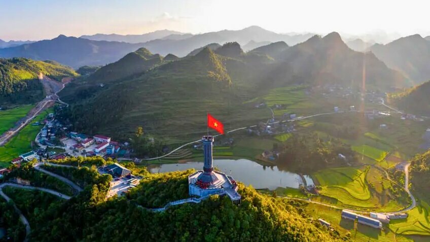 Tour Đông Tây Bắc: Hà Giang - Sapa - Fansipan 5N4Đ