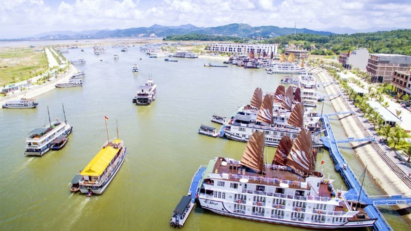 Tour du lịch Hạ Long 1 ngày: Sửng Sốt -Titop - Hang Luồn