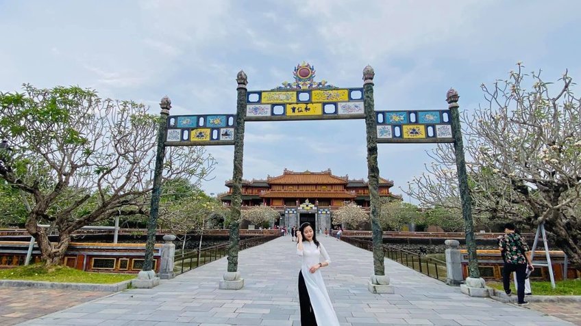 Tour Đà Nẵng Hội An Huế 5 Ngày 4 Đêm | Khám Phá Động Thiên Đường