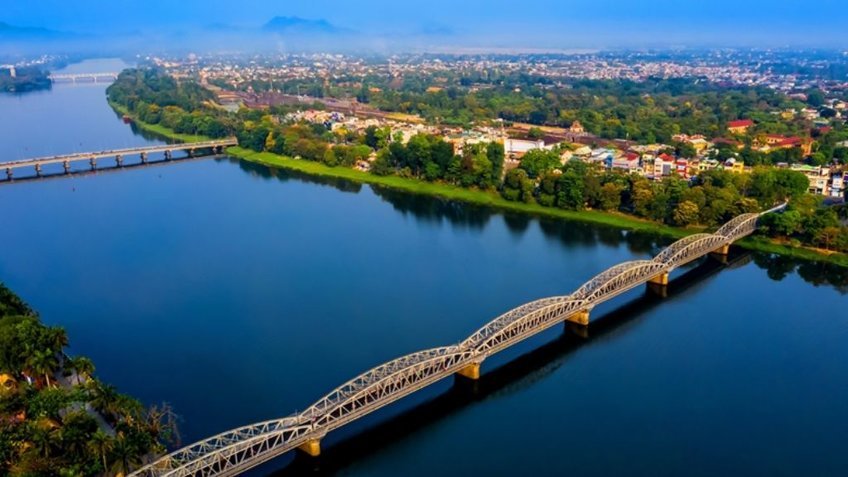 Tour du lịch Huế - Bãi biển Lăng Cô 4N3Đ