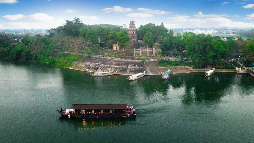 Tour du lịch Huế - Bãi biển Lăng Cô 4N3Đ