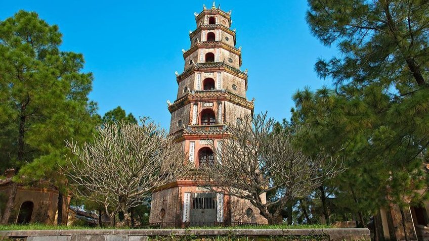 Tour du lịch Huế - Bãi biển Lăng Cô 4N3Đ