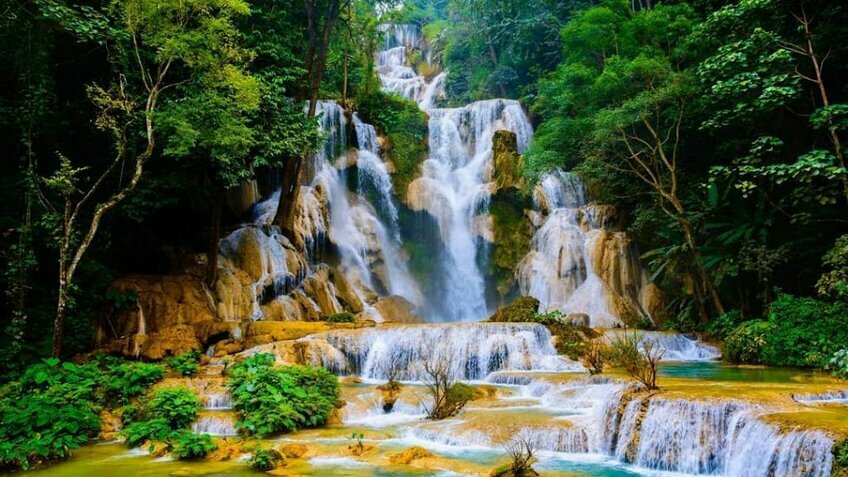 Tour Lào 5 Ngày 4 Đêm | TP.HCM – Viêng Chăn – Vang Viêng – Luang Prabang | Vietpower Travel