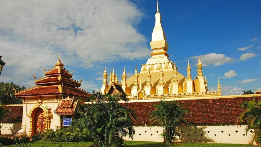 Tour Lào 5 Ngày 4 Đêm | TP.HCM – Viêng Chăn – Vang Viêng – Luang Prabang | Vietpower Travel