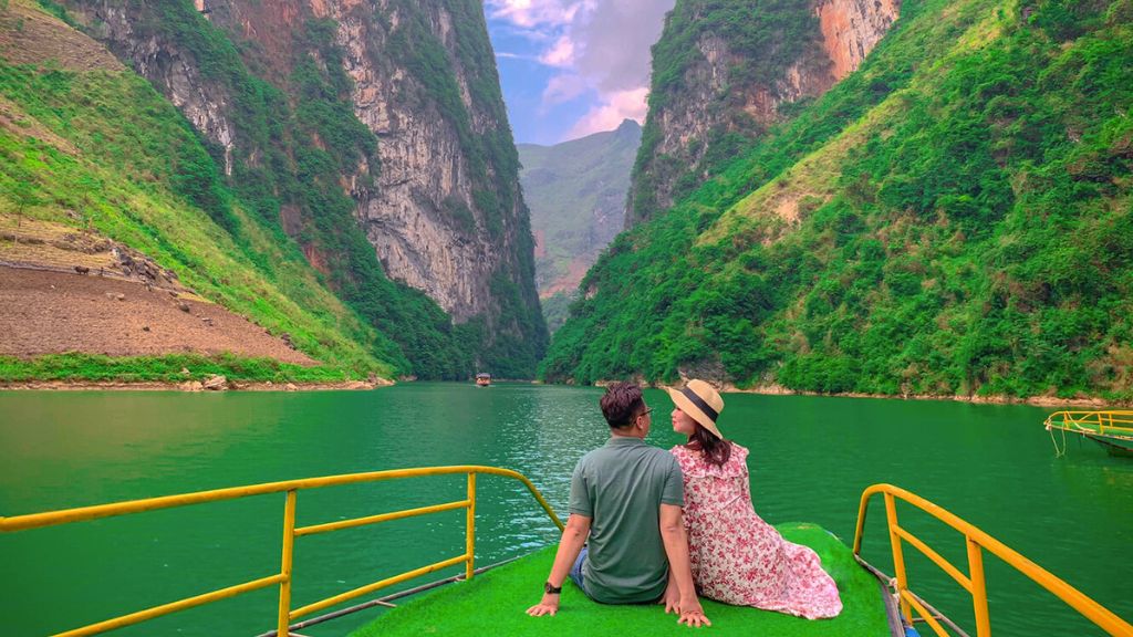 Tour Hà Giang 3N2Đ: Hà Giang - Sông Nho Quế - Lũng Cú