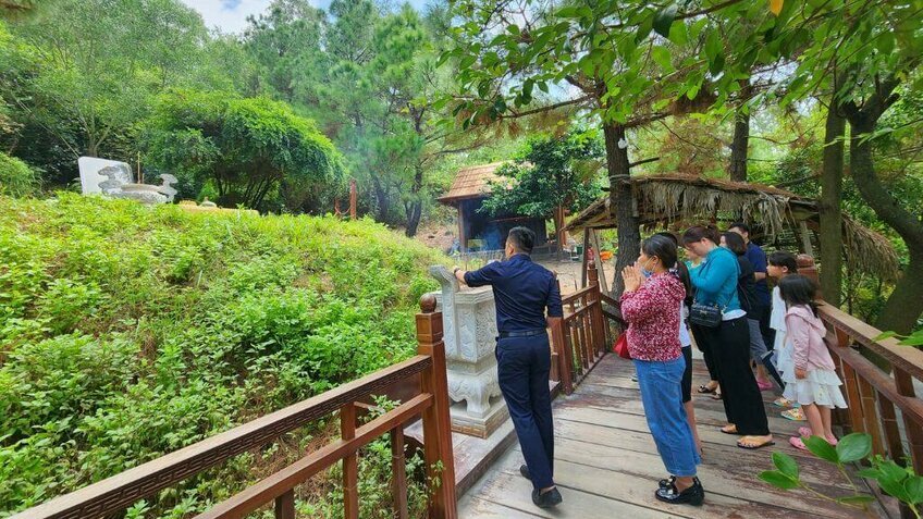 Tour Hà Nội - Quảng Bình 3N4Đ: Vũng Chùa - Động Thiên Đường - Biển Nhật Lệ