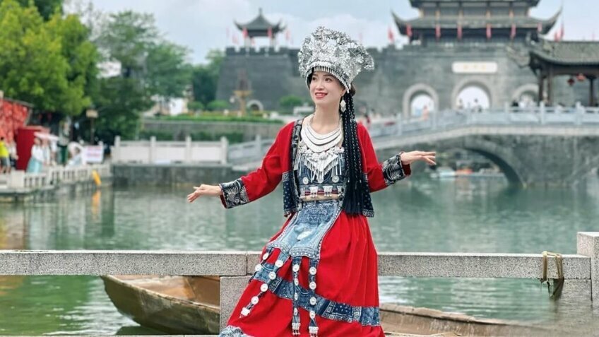 Tour Hữu Nghị Quan - Nam Ninh - Thanh Tú Sơn - Thái Bình Cổ Trấn - Tương Tư Cổ Trấn 3N2Đ