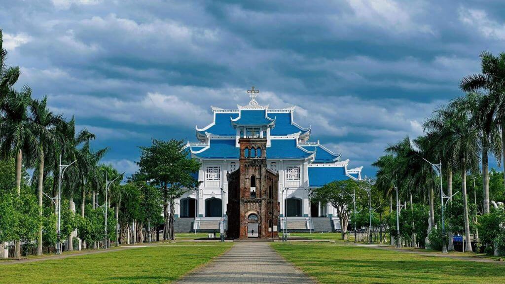 Thăm Thánh Địa La Vang linh thiêng của Công giáo