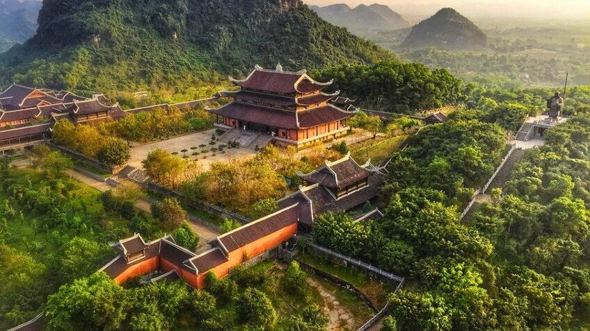 Tour Miền Bắc: Ninh Bình - Hạ Long - Yên Tử 3N2Đ