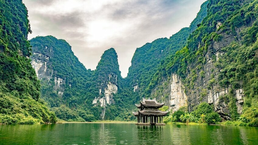 Tour Miền Bắc: Ninh Bình - Hạ Long - Yên Tử 3N2Đ