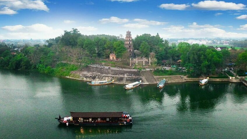 Tour Miền Trung: Huế – Đà Nẵng – Hội An 4N3Đ Từ Hà Nội| Bay Vietnam Airlines
