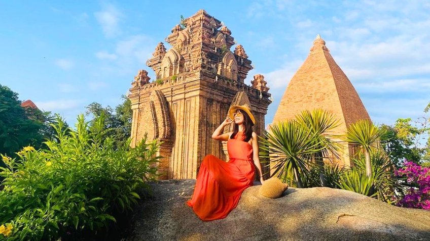 Tour miền Trung: Khám Phá Miền Cát Trắng 4N3Đ (Nha Trang - Ninh Thuận)