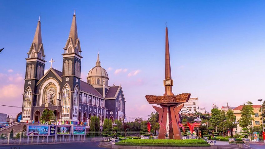 Tour miền Trung: Khám Phá Miền Cát Trắng 4N3Đ (Nha Trang - Ninh Thuận)