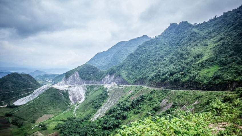 Tour Mộc Châu 2N1Đ: Khám Phá Cao Nguyên Xanh