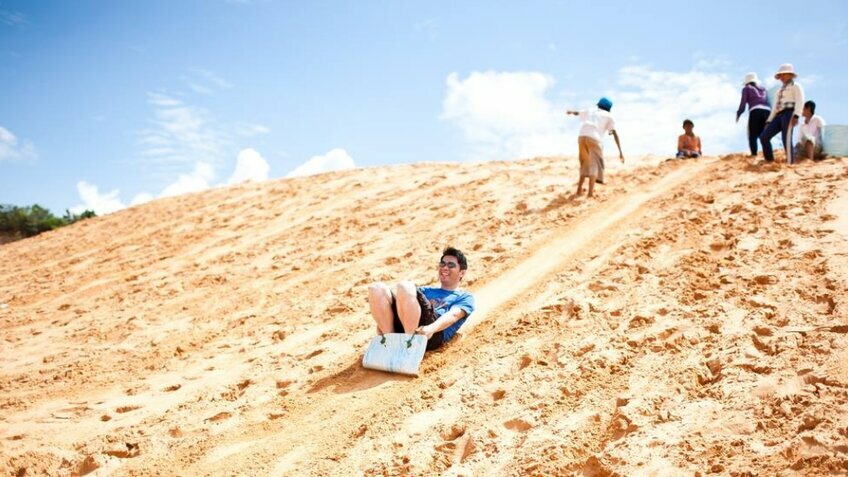 Tour Mũi Né 3N2Đ: Hầm Rượu - Tháp Poshanu - Bàu Sen Bàu Trắng từ HCM