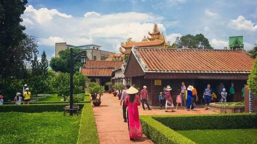 Tour Mũi Né 3N2Đ: Hầm Rượu - Tháp Poshanu - Bàu Sen Bàu Trắng từ HCM