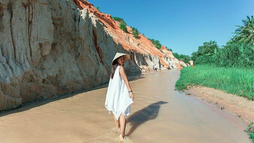 Tour Mũi Né 3N2Đ: Hầm Rượu - Tháp Poshanu - Bàu Sen Bàu Trắng từ HCM