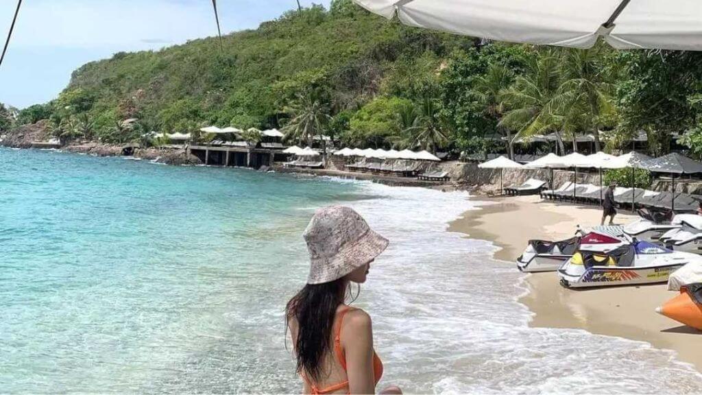Du lịch Nha Trang check in bãi biển Mini Beach xinh đẹp
