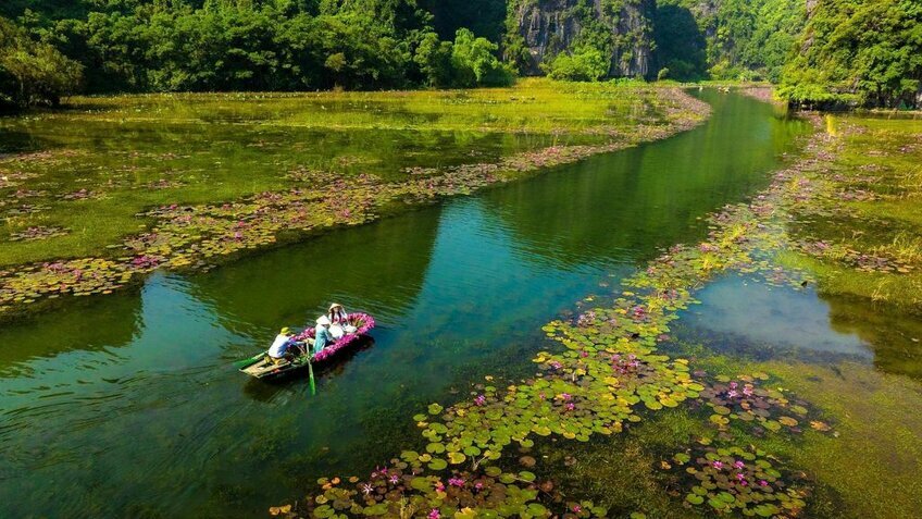 Tour Ninh Bình Tết 2026: Bái Đính - Tràng An - Hang Múa 1N