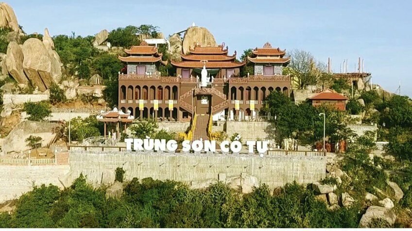 Tour Ninh Thuận 3N3Đ: Ninh Chữ - Vịnh Vĩnh Hy