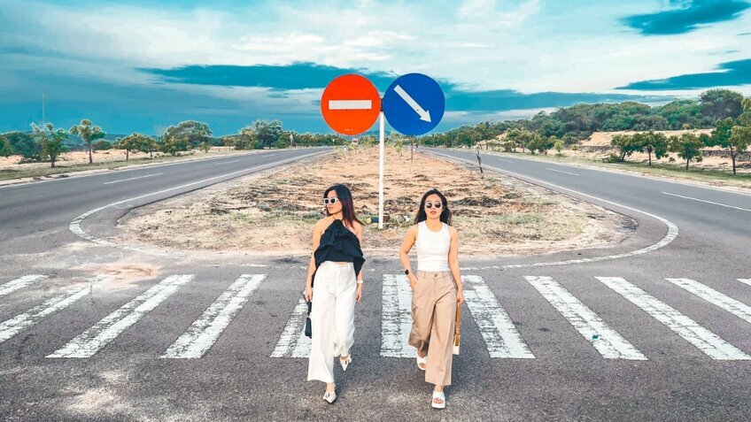 Tour Phan Thiết 2 ngày 1 đêm: Bikini Beach - Jeep Tour - LongBeach Peal (Khởi hành HCM)