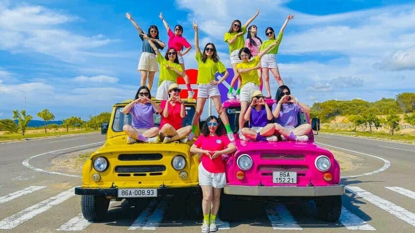 Tour Phan Thiết 2 ngày 1 đêm: Bikini Beach - Jeep Tour - LongBeach Peal (Khởi hành HCM)