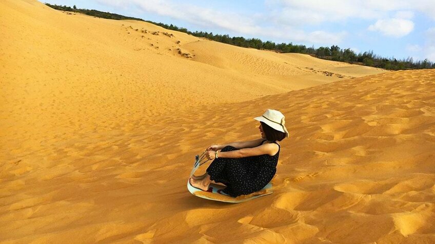 Tour Phan Thiết 2 ngày 1 đêm: Bikini Beach - Jeep Tour - LongBeach Peal (Khởi hành HCM)