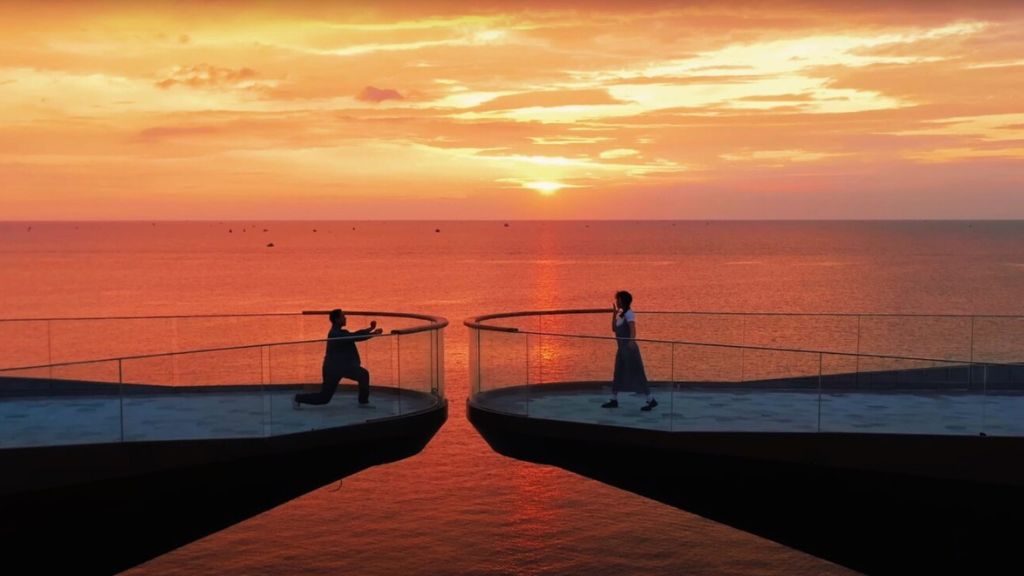 Ghé thăm Kiss Bridge - cây cầu với thiết kế độc đáo