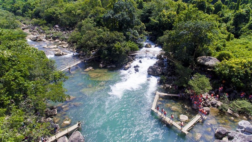 Tour Quảng Bình 4 Ngày 3 Đêm Từ Hà Nội | Động Thiên Đường – Suối Nước Moọc | Vietpower Travel