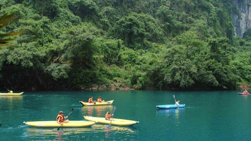 Tour Quảng Bình từ Hà Nội 3N3Đ: Vũng Chùa - Biển Nhật Lệ - Động Thiên Đường - Sông Chày Hang Tối - Đồi Cát - City Tour
