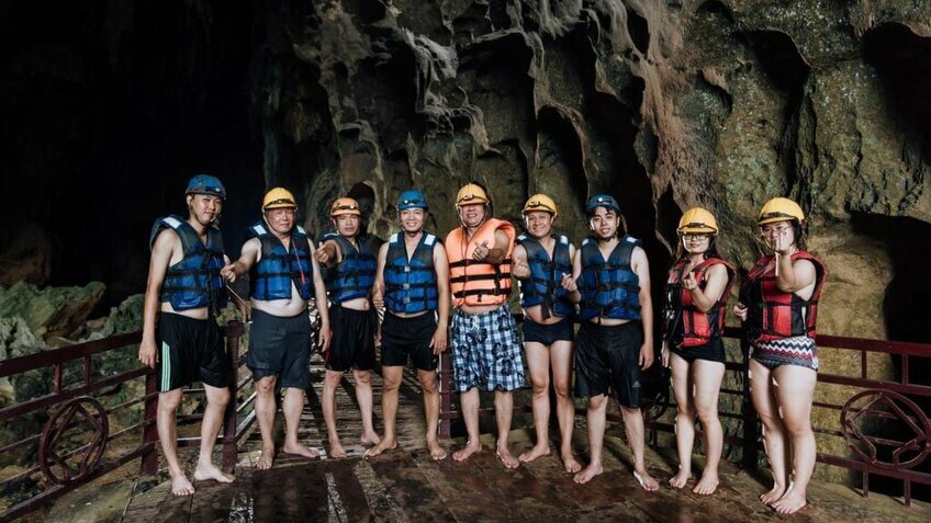 Tour Quảng Bình: Động Thiên Đường - Sông Chày Hang Tối 1 ngày