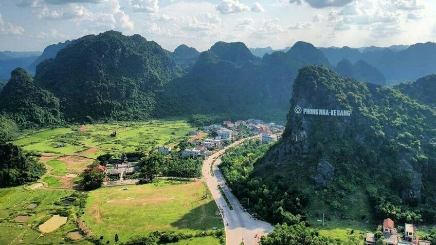 Tour Quảng Bình: Động Thiên Đường - Sông Chày Hang Tối 1 ngày