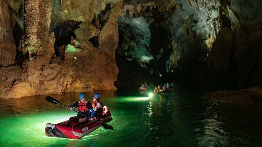 Tour Quảng Bình: Động Thiên Đường - Sông Chày Hang Tối 1 ngày