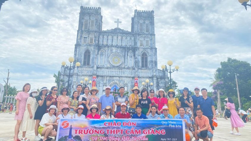 Tour Quy Nhơn Phú Yên 3 Ngày 2 Đêm | Kỳ Co – Eo Gió – Gành Đá Đĩa | Vietpower Travel